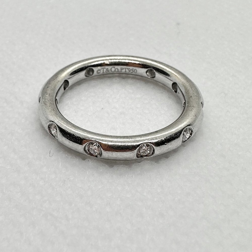 TIFFANY & Co. Platinum .18ct Diamond Bezet Band Ring 4